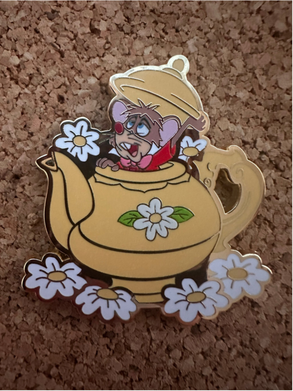 Disney Mice Alice in Wonderland Dormouse Pin Friend of Mad Hatter & March Hare